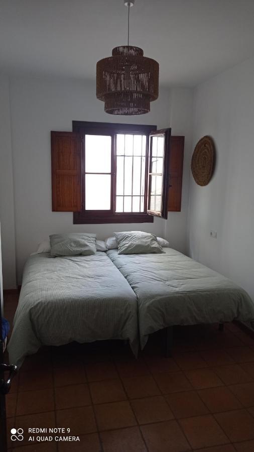La Casa De La Lobita Villa Benaocaz Buitenkant foto